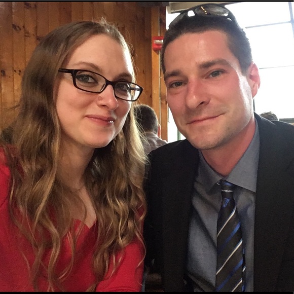 Meet your Posher, Carolyn - Picture 1 of 1